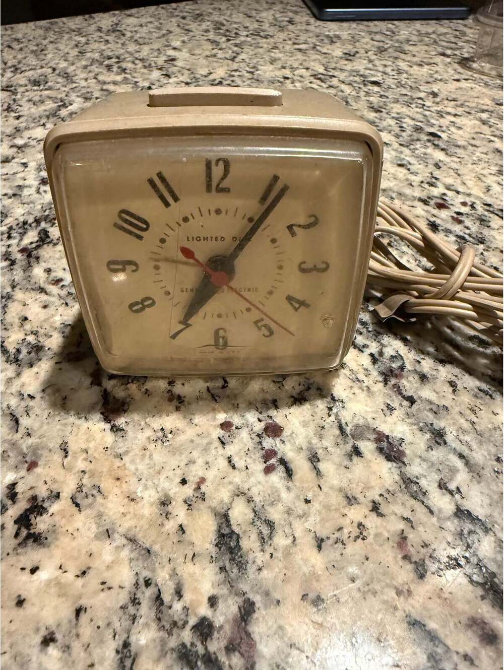 Vintage General Electric GE Snooz-Alarm Lighted Dial Alarm Clock – Ivory